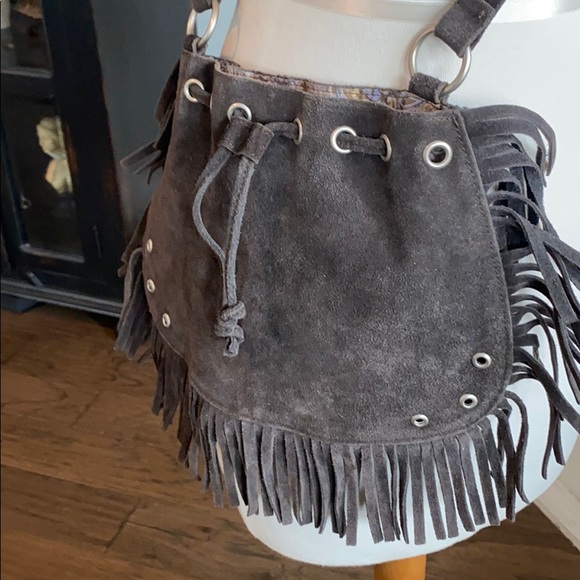 Genuine leather fringe purse - Picture 10 of 11
